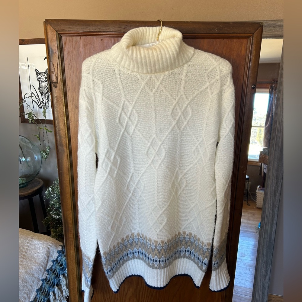 NWOT Turtleneck Sweater. XS.